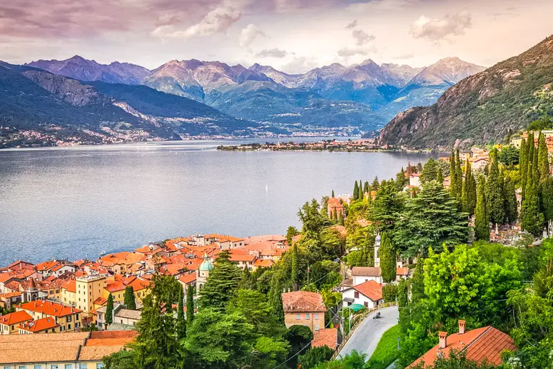 The beautiful lake Como, Italy is shown in the picture while reviewing it against Amalfi Coast line