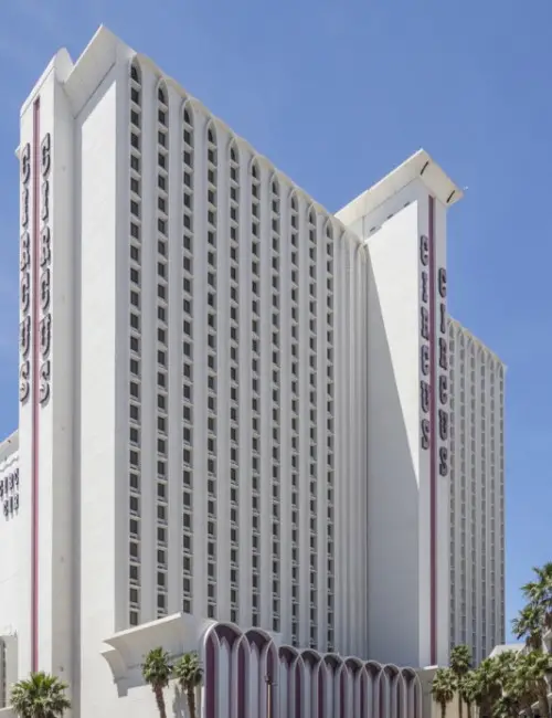 Skyrise Hotel is shown in the picture while reviewing it against circus circus west